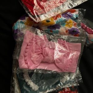 Assorted unopened bows